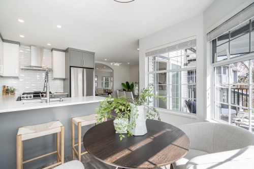 1120 Hachey Avenue, Coquitlam, BC 