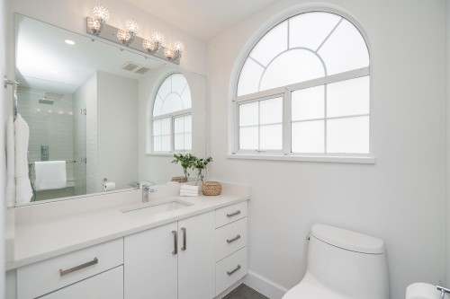 1120 Hachey Avenue, Coquitlam, BC 