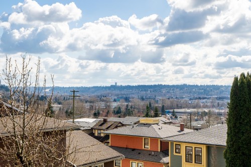 1120 Hachey Avenue, Coquitlam, BC 