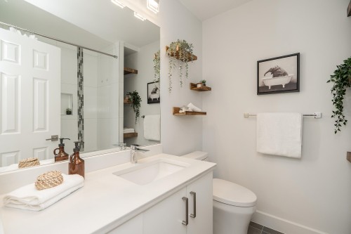 1120 Hachey Avenue, Coquitlam, BC 