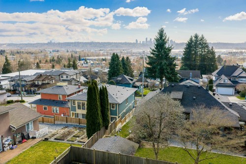 1120 Hachey Avenue, Coquitlam, BC 