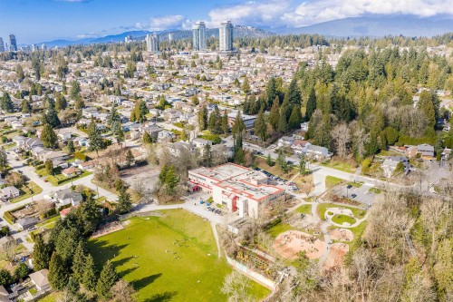 1120 Hachey Avenue, Coquitlam, BC 