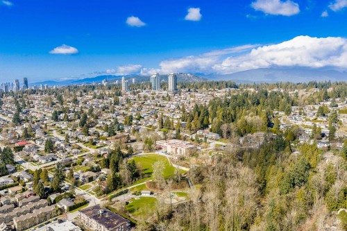 1120 Hachey Avenue, Coquitlam, BC 