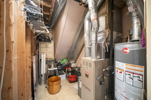 5440 Warbler Avenue, Richmond, BC 