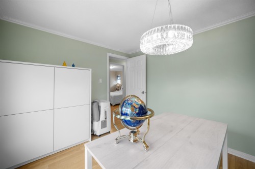 5440 Warbler Avenue, Richmond, BC 