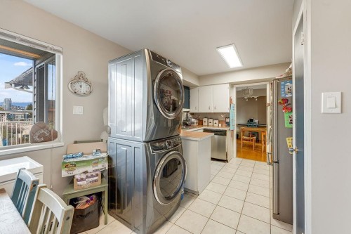 5085 Woodsworth Street, Burnaby, BC 