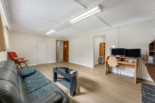 5085 Woodsworth Street, Burnaby, BC 