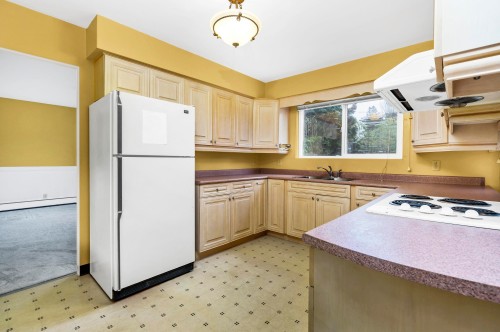 6076 Holland Street, Vancouver, BC 