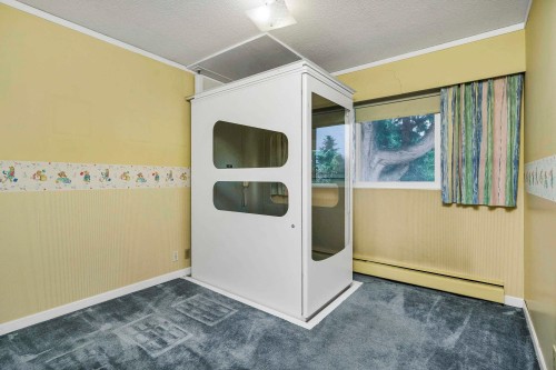 6076 Holland Street, Vancouver, BC 