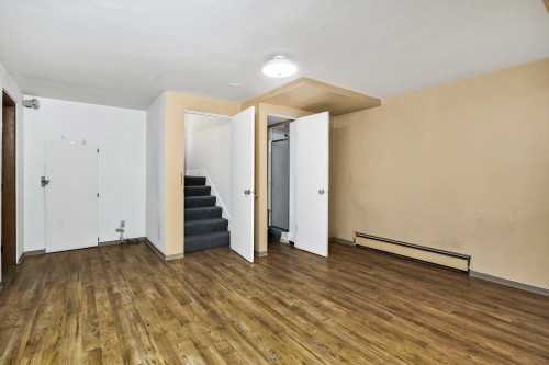 6076 Holland Street, Vancouver, BC 