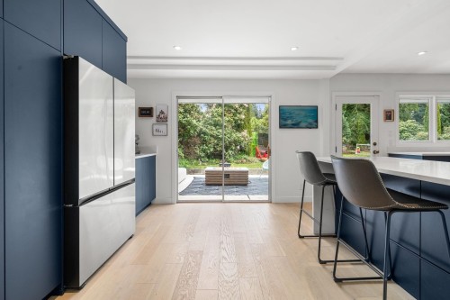 675 Burley Drive, West Vancouver, BC 