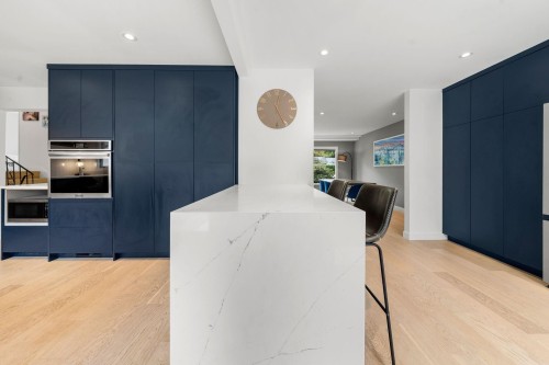 675 Burley Drive, West Vancouver, BC 