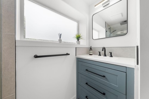 675 Burley Drive, West Vancouver, BC 