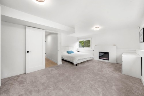 675 Burley Drive, West Vancouver, BC 