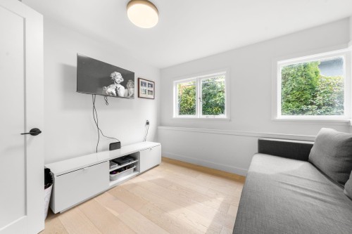 675 Burley Drive, West Vancouver, BC 