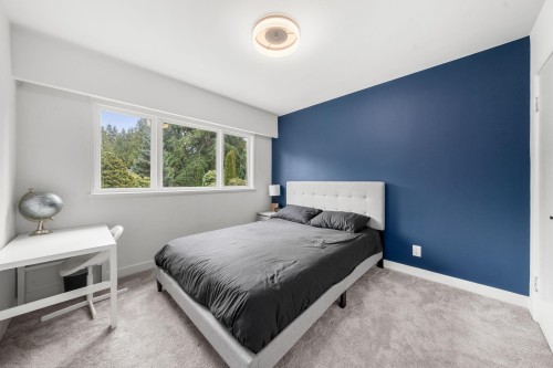 675 Burley Drive, West Vancouver, BC 