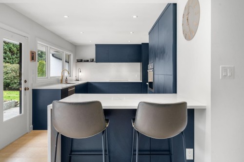 675 Burley Drive, West Vancouver, BC 