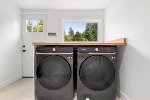 675 Burley Drive, West Vancouver, BC 