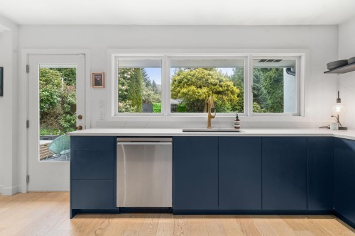 675 Burley Drive, West Vancouver, BC 