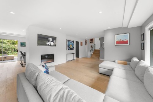 675 Burley Drive, West Vancouver, BC 