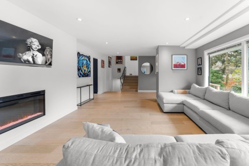 675 Burley Drive, West Vancouver, BC 