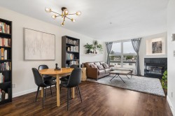 301-1519 Grant Avenue Port Coquitlam, BC V3B 7S8