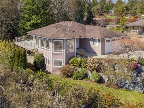 6249 Baillie Road, Sechelt, BC 