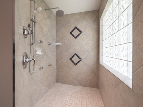 6249 Baillie Road, Sechelt, BC 