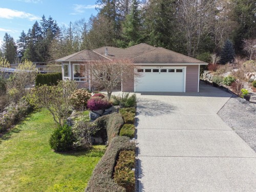 6249 Baillie Road, Sechelt, BC 