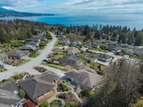 6249 Baillie Road, Sechelt, BC 