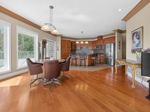 6249 Baillie Road, Sechelt, BC 