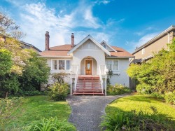 1967 42nd Avenue WVancouver, BC V6M 2B2