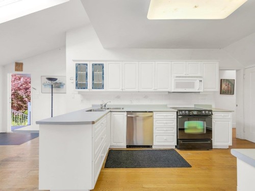 1967 42Nd Avenue W, Vancouver, BC 