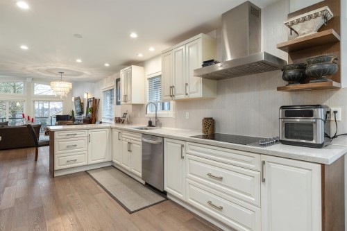 6360 Sophia Street, Vancouver, BC 