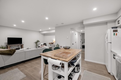 1248 Mounce Drive, Coquitlam, BC 