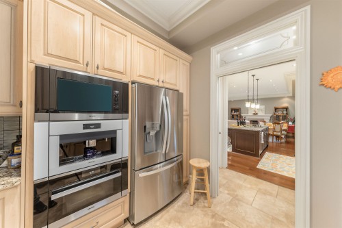 6981 Laurel Street, Vancouver, BC 