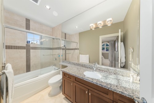 6981 Laurel Street, Vancouver, BC 