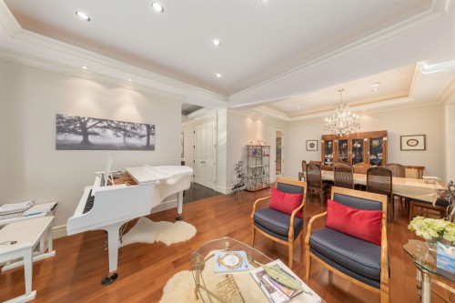 6981 Laurel Street, Vancouver, BC 