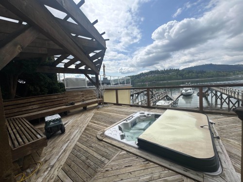 1132 Alderside Road, Port Moody, BC 