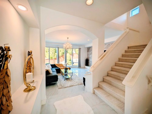 24 Balsam Place, Port Moody, BC 