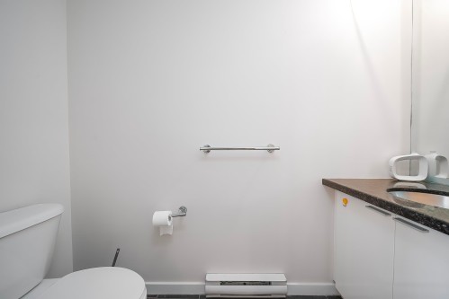 119 Regiment Square, Vancouver, BC 