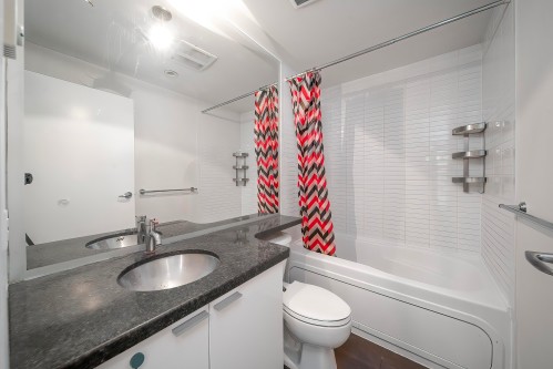 119 Regiment Square, Vancouver, BC 