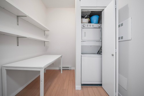 119 Regiment Square, Vancouver, BC 