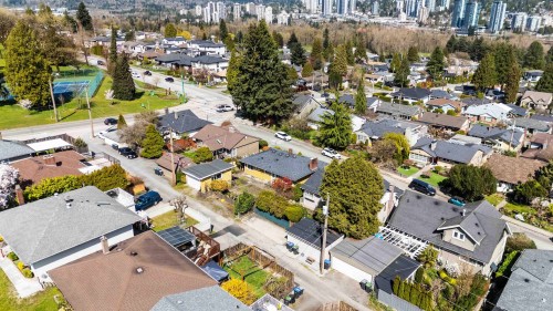 922 Surrey Street, New Westminster, BC 