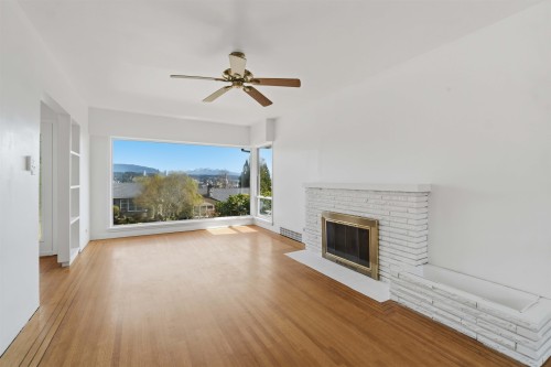 922 Surrey Street, New Westminster, BC 