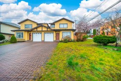 4706 Sardis Street Burnaby, BC V5H 1L5