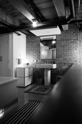 87 Cordova Street E, Vancouver, BC 