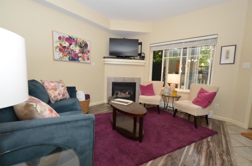 7-123 Seventh Street, New Westminster, BC 
