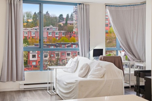 603-828 Agnes Street  New Westminster, BC V3M 1H5