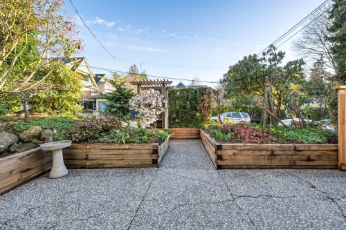 2723 1St Avenue W, Vancouver, BC 